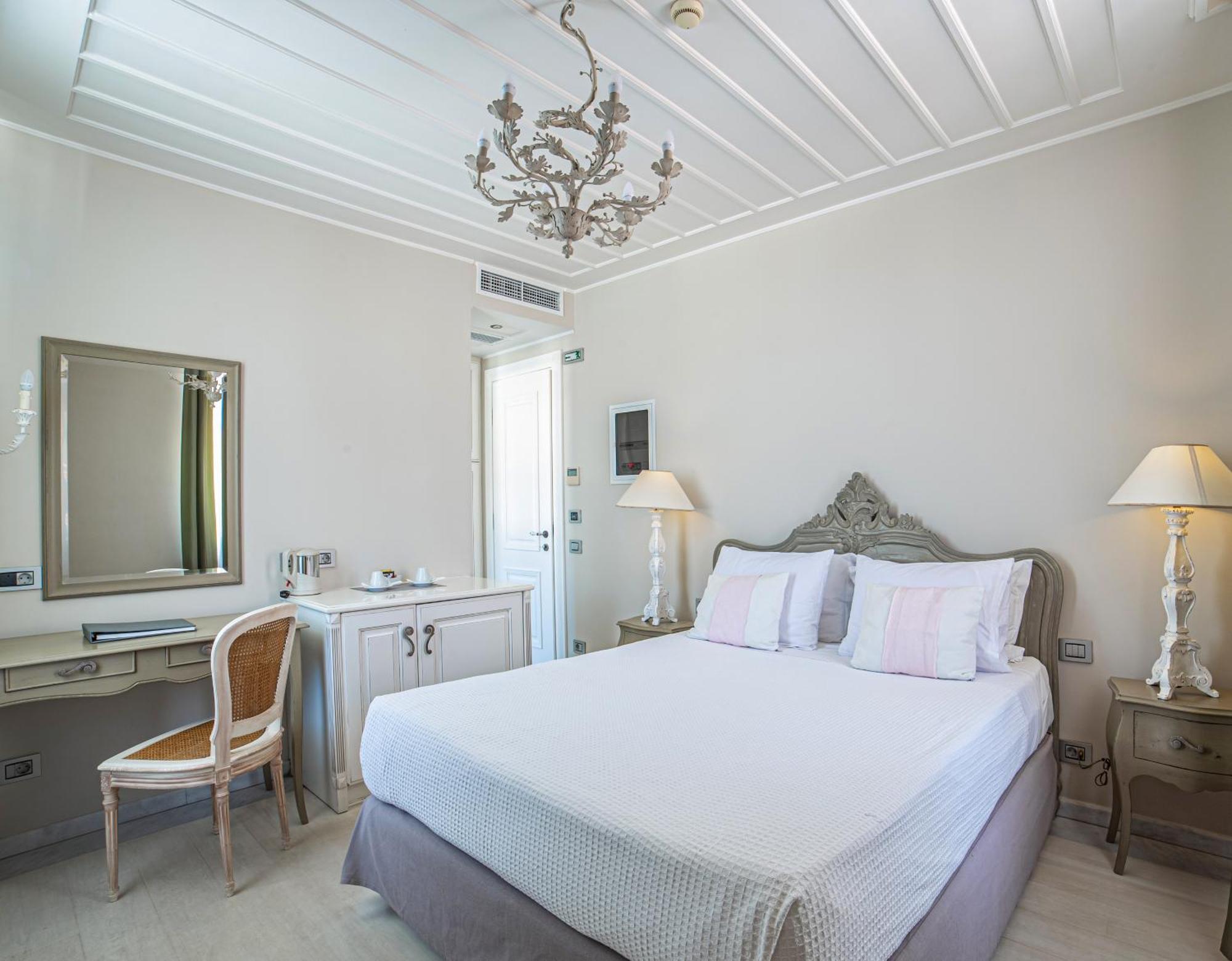 Micra Anglia Boutique Hotel & Spa Ándros Eksteriør bilde