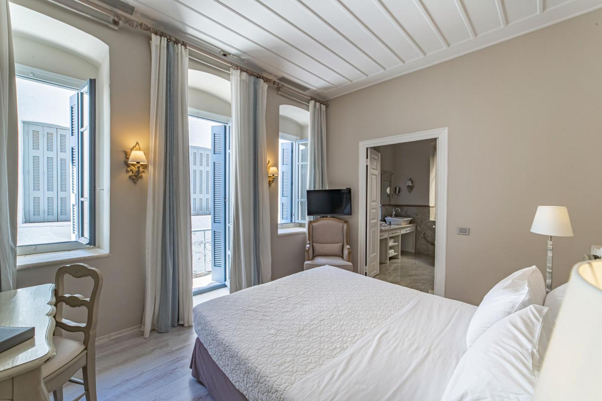 Micra Anglia Boutique Hotel & Spa Ándros Eksteriør bilde